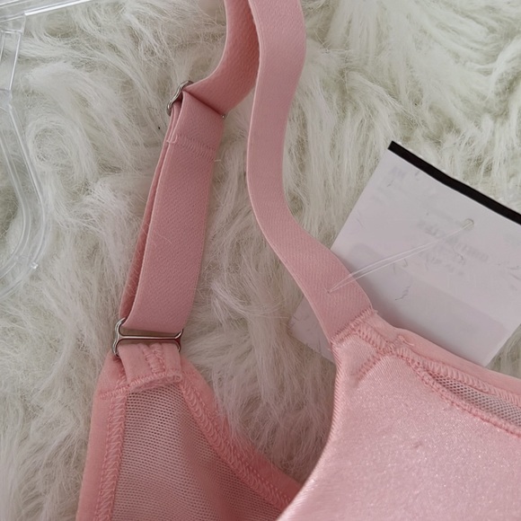 Breezies Women’s Pink Size 38B Bra - Picture 5 of 10